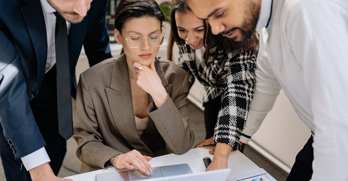 微信号买卖：移动优先APP详情下载教程